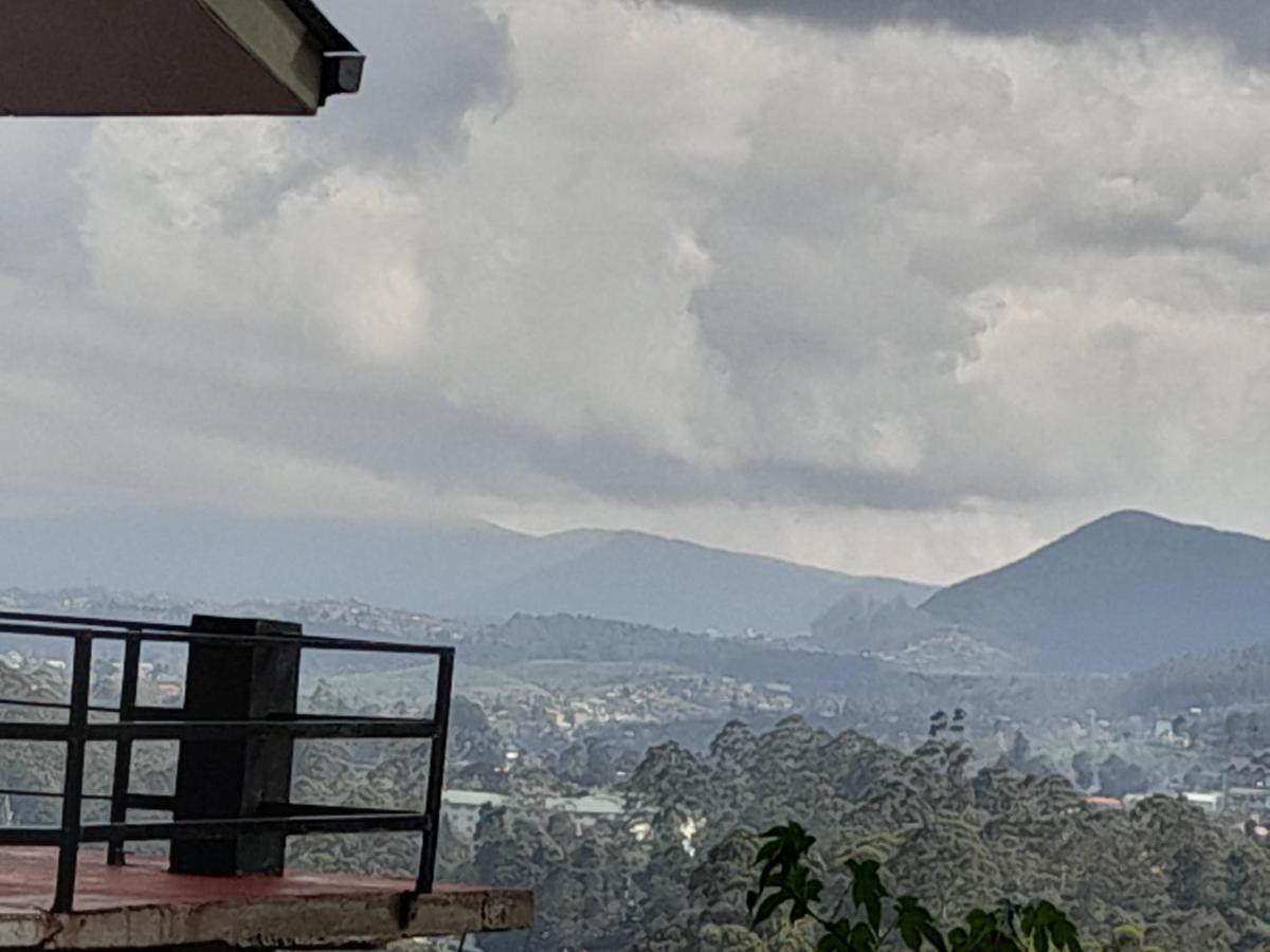 Woods Hut Lägenhet Nuwara Eliya Exteriör bild