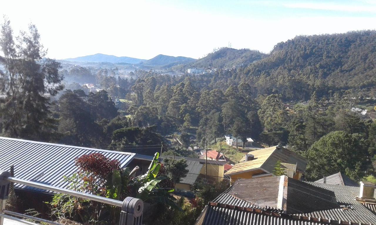 Woods Hut Lägenhet Nuwara Eliya Exteriör bild